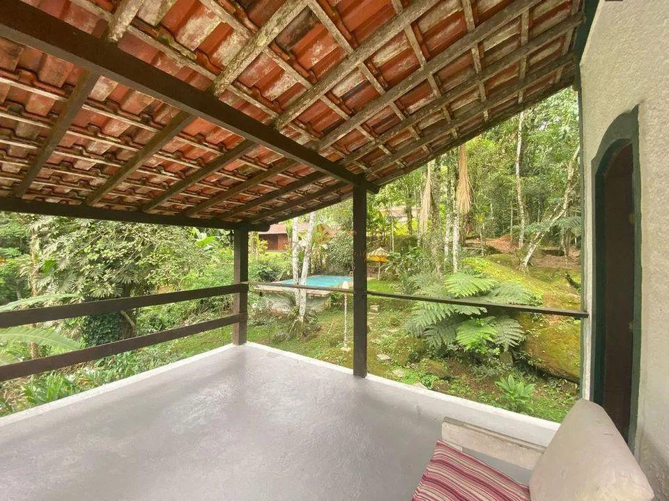 Imagem Casa em Condomínio para Venda em Guapimirim / RJ no bairro Monte Oliveti