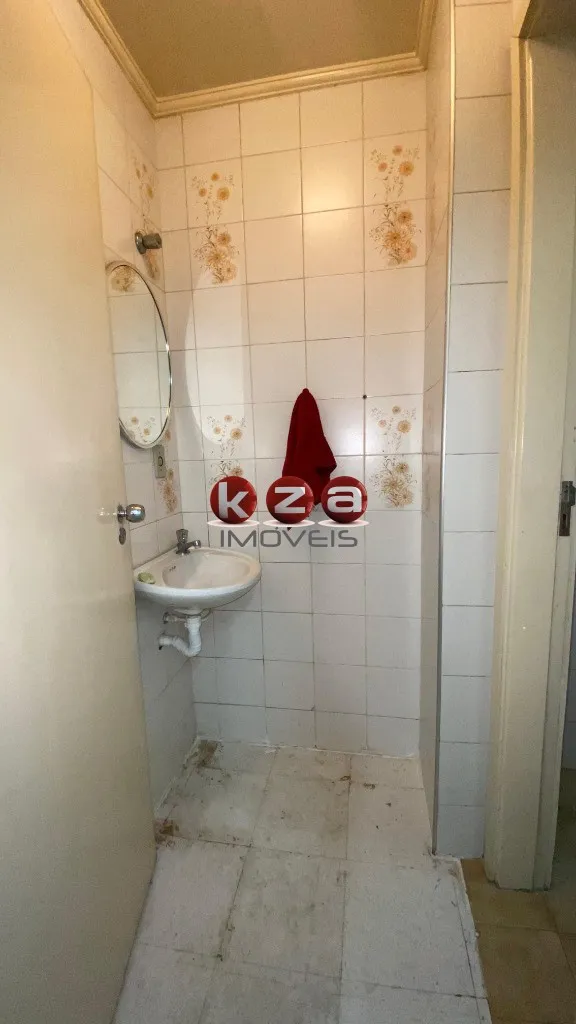 Imagem Sala Comercial na Av. Onze de Agosto, Valinhos-SP 3 Salas, 2 Banheiros, 1 Vaga de Garagem 80m² de Área