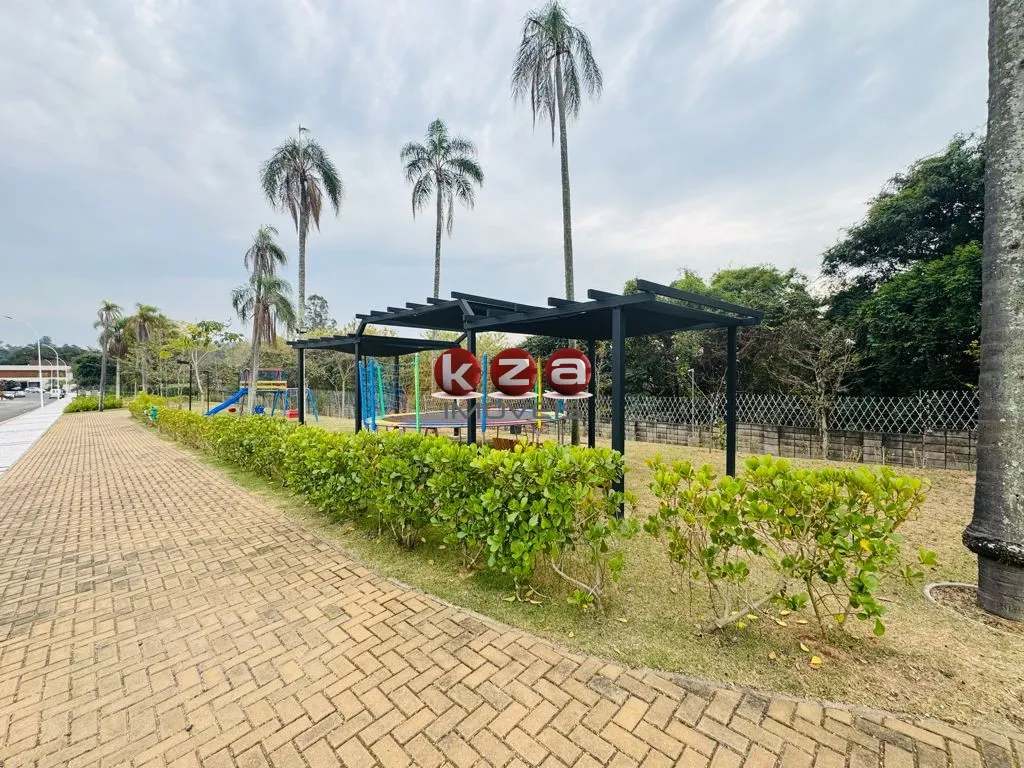 Imagem Terreno de 1.000m² no Condomínio Ypê Dourado em Valinhos-SP: sua oportunidade de construir o seu sonho!
