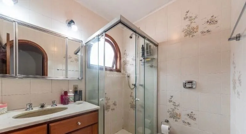 Imagem Casa para Venda - 456m², 3 dormitórios, sendo 2 suites, 2 vagas - Vila Assunção