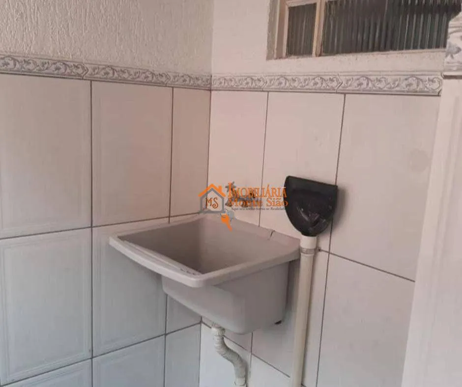Imagem Apartamento com 2 dormitórios à venda por R$ 160.000,00 - Vila Carmela I - Guarulhos/SP