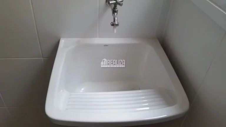 Imagem Lindo apartamento à venda no Condomínio Alencarina, Uberaba - 2 dormitórios, porcelanato!