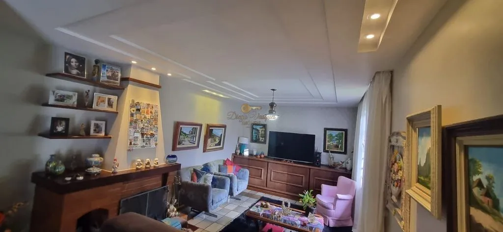 Imagem Casa em Condomínio para Venda em Teresópolis / RJ no bairro Várzea