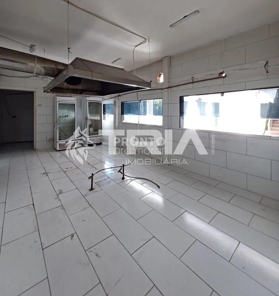 Imagem Comercial de 348m² no bairro Derby, em Recife