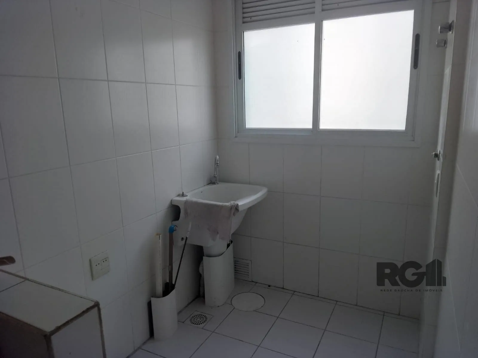Imagem Apartamento para Venda - 79.75m², 3 dormitórios, sendo 1 suites, 1 vaga - Santo Antonio
