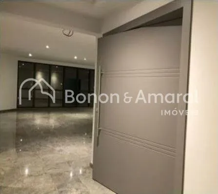 Imagem Apartamento à venda com 04 suítes, salas integradas, 03 vagas, 568 m² no Cambuí.