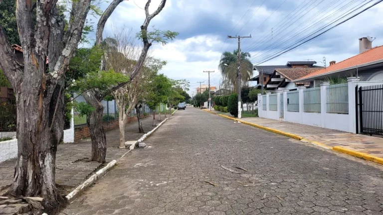 Imagem Casa para Venda em Santa Maria / RS no bairro Camobi