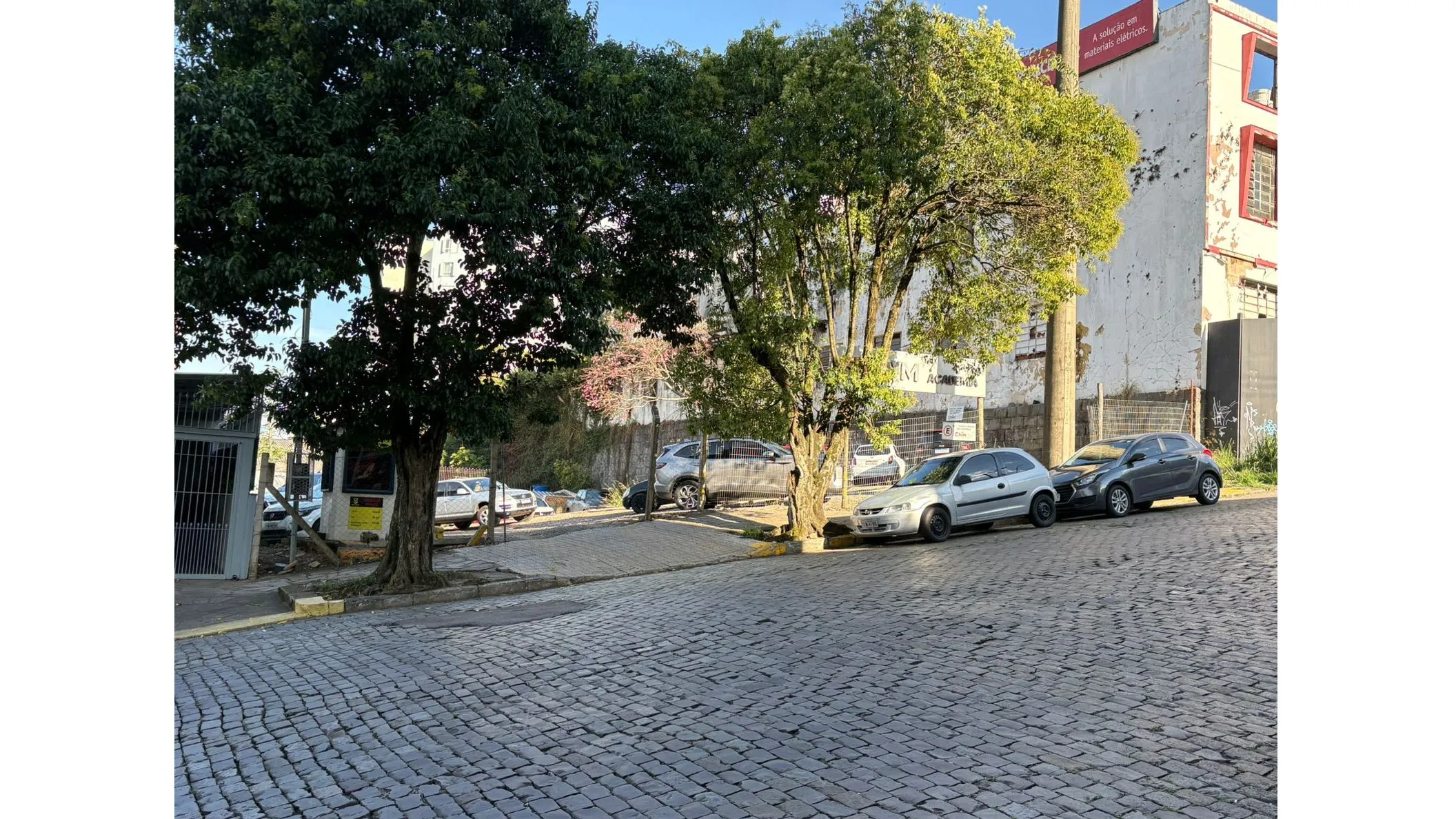 Foto do imóvel Terreno à venda em Caxias do Sul, Nossa Senhora de Lourdes, 585m2