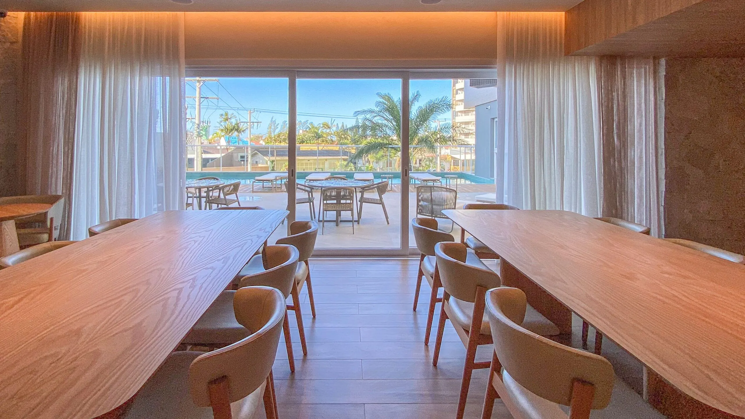 Imagem Apartamento à venda em Torres, Predial, com 2 quartos, 93.9m2