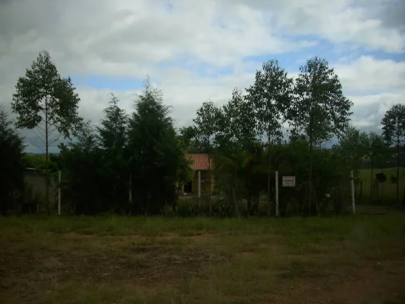 Imagem Chácara com 1000 m² à venda em Porangaba.