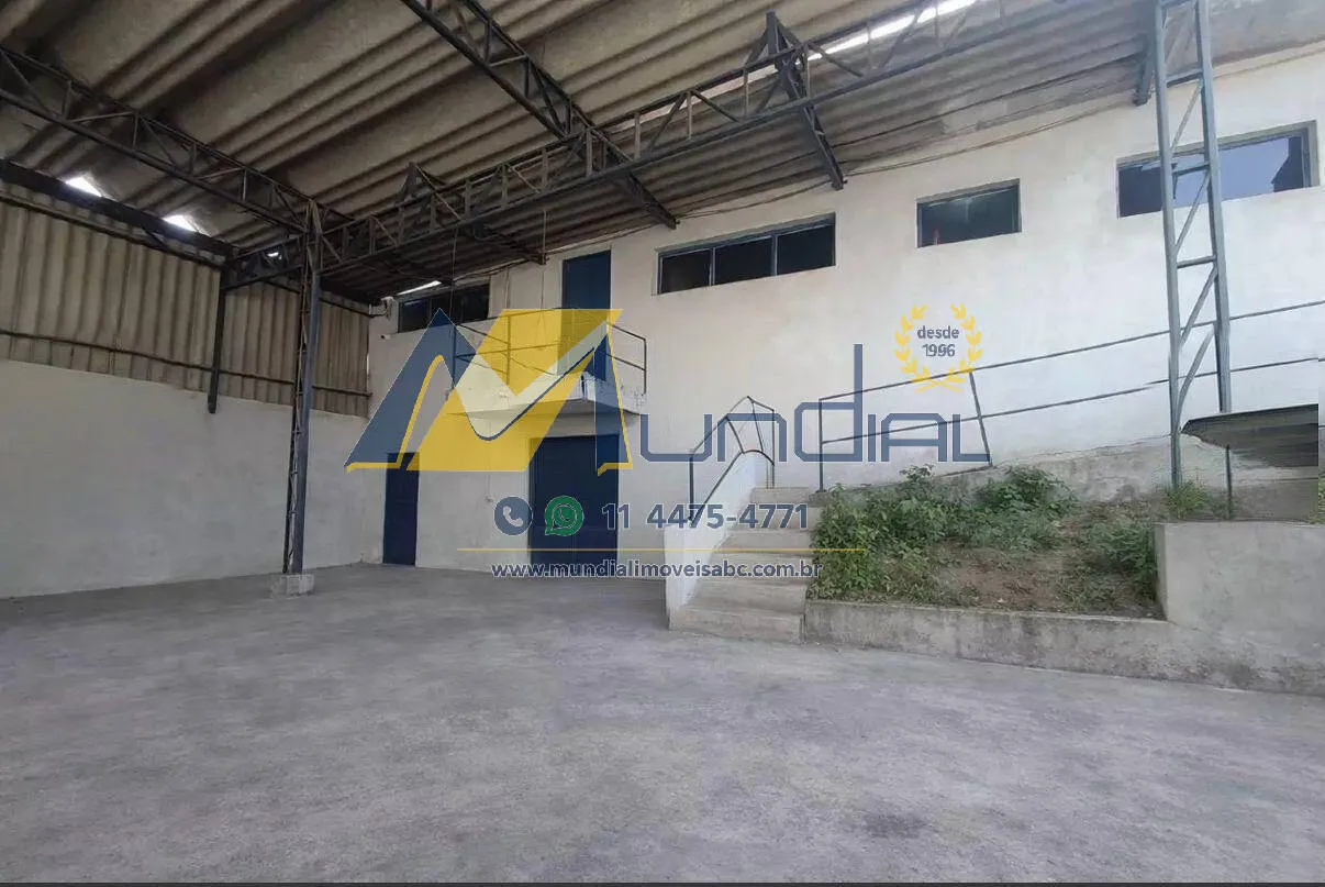 Foto do imóvel OPORTUNIDADE DE LOCAÇÃO: GALPÃO E 7 SALAS EM TERRENO DE 476 M²