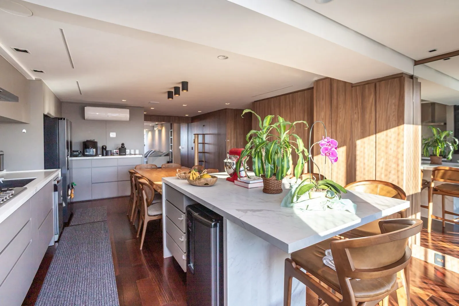 Imagem Apartamento de Luxo mobiliado com vista definitiva e automação- Três Figueiras