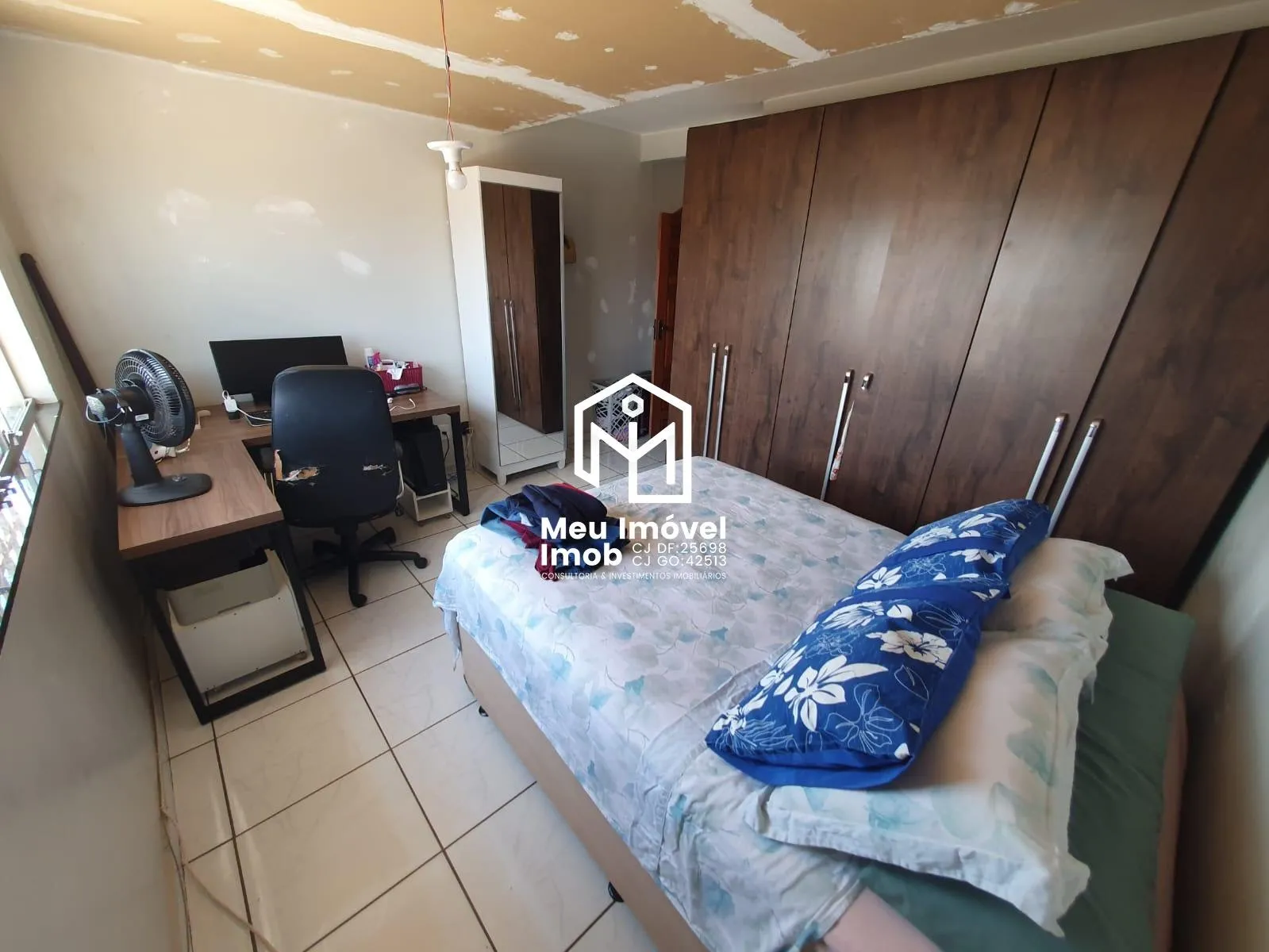 Imagem Casa em Taguatinga Sul 7 Quartos 1 Suíte 5 Vagas 350m²