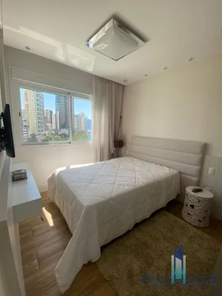Imagem Apartamento Zona Central para Venda em Balneário Camboriú, CENTRO, 4 dormitórios, 4 suítes, 5 banheiros, 3 vagas