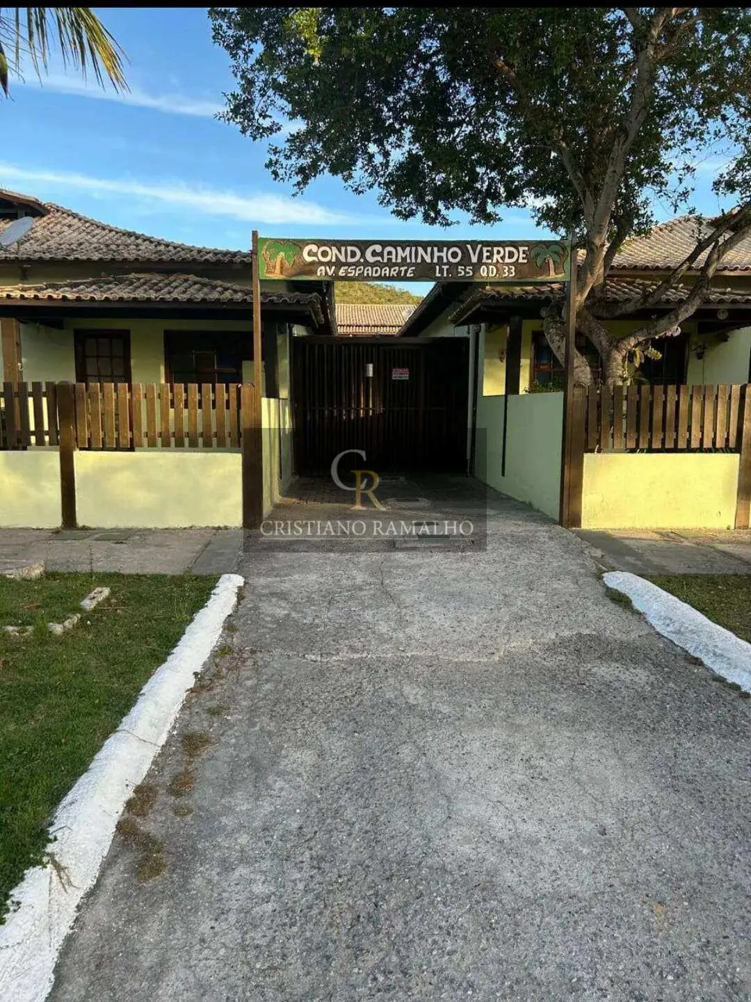 Foto do imóvel Casa de condomínio à venda, no Caminho Verde em Cabo Frio, Ogiva, com 2 quartos, 80m2