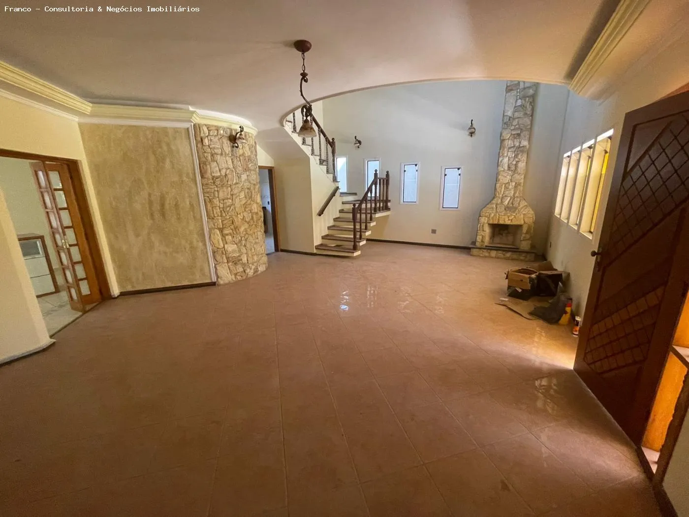 Imagem Casa para Venda em São Bernardo do Campo, Parque dos Passaros, 4 dormitórios, 2 suítes, 5 banheiros, 6 vagas