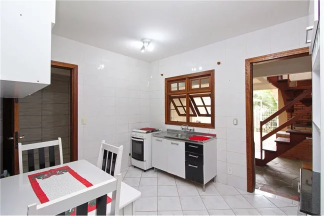 Imagem Casa para venda no bairro Medianeira em Porto Alegre