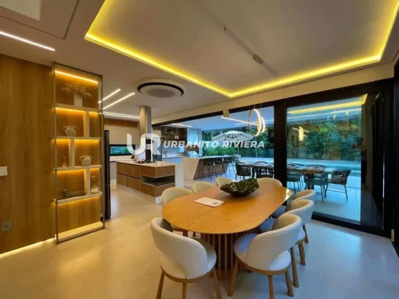 Imagem Casa de alto padrão na Riviera com design refinado e piscina com spa