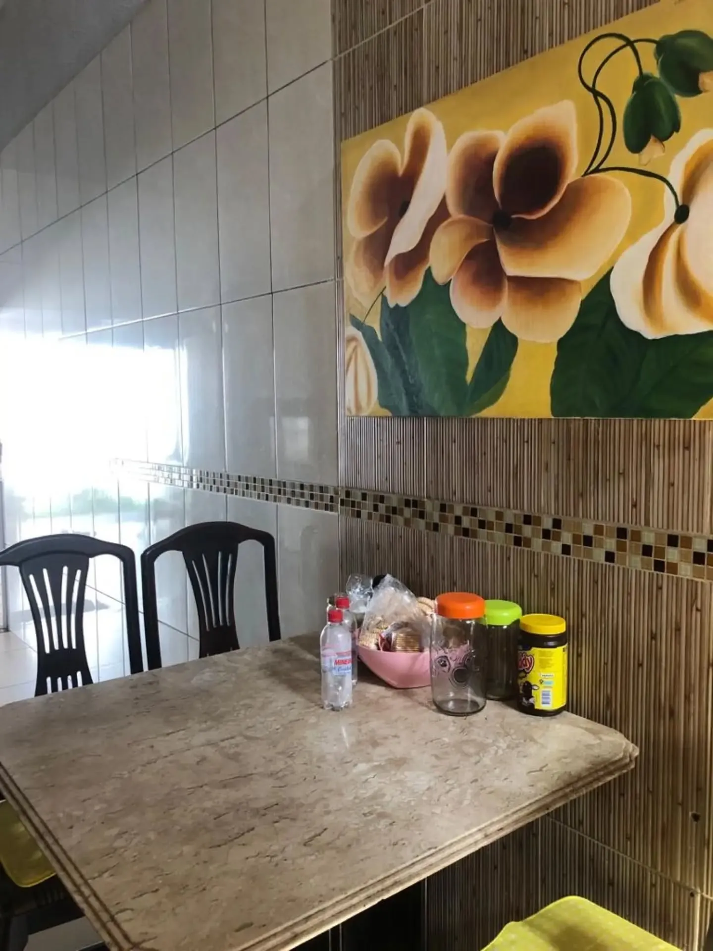 Imagem Casa 4/4 Sendo 1 Suite No Parque Trindade