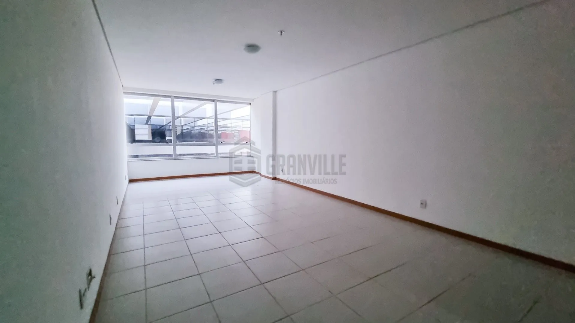 SALA COMERCIAL em BRASÍLIA - DF, ZONA INDUSTRIAL em QUADRA SIG QUADRA 1