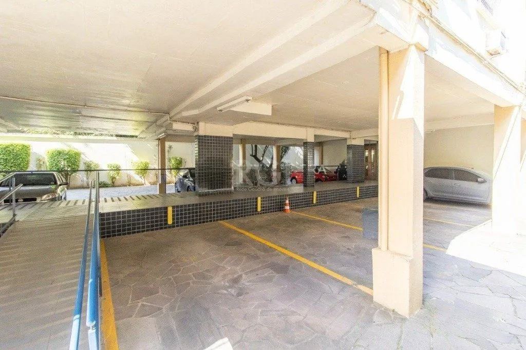 Imagem Apartamento de 77m², Bairro Menino Deus