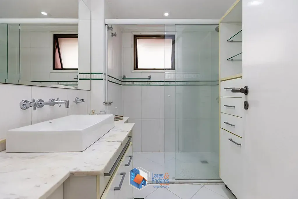 Imagem Apartamento à venda 3 Quartos 3 Suites 2 Vagas 151M² Vila Nova Conceição São Paulo - SP