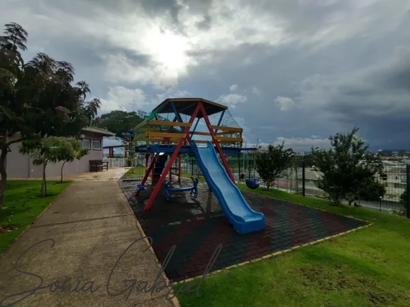 Imagem Casa à venda no Condomínio Portal do Jequitibás, com 3 suítes, 198 m², em Valinhos São Paulo.