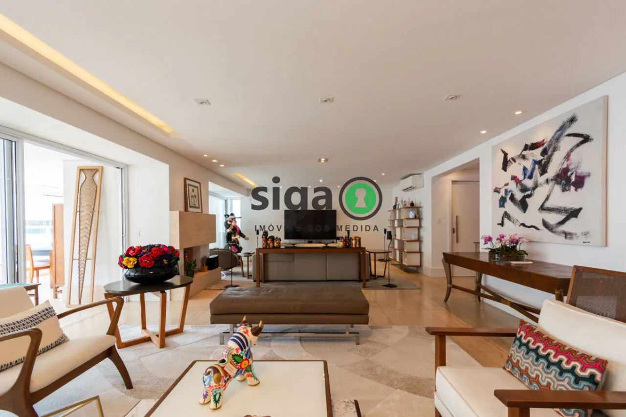 Imagem Apartamento alto padrão à venda em Moema 335 m² 4 suítes e 4 vagas