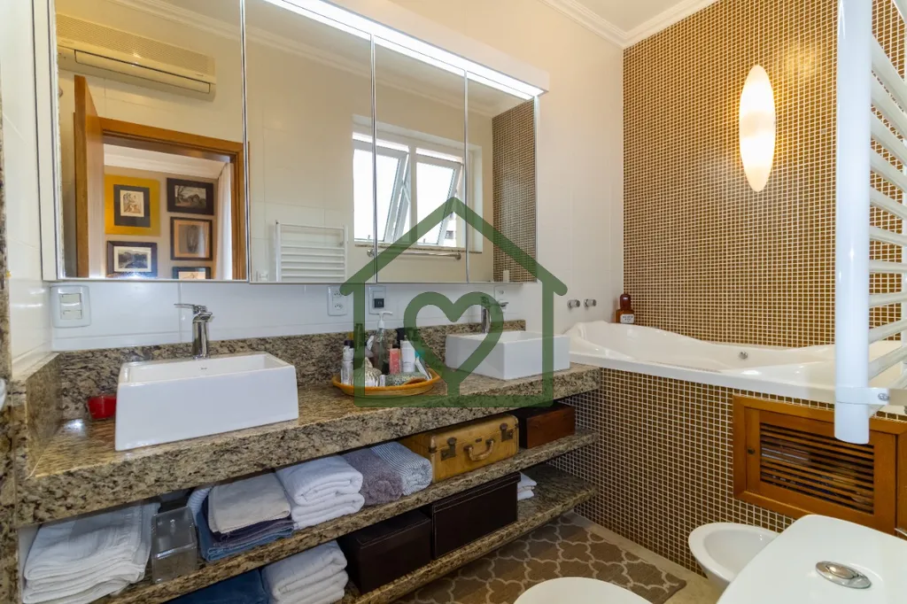 Imagem Se você busca um imóvel pronto para morar, com design assinado e em uma das localizações mais de...