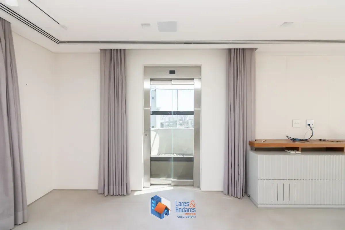 Imagem Cobertura para venda em Higienópolis com 4 quartos, sendo 4 suítes, 611m²