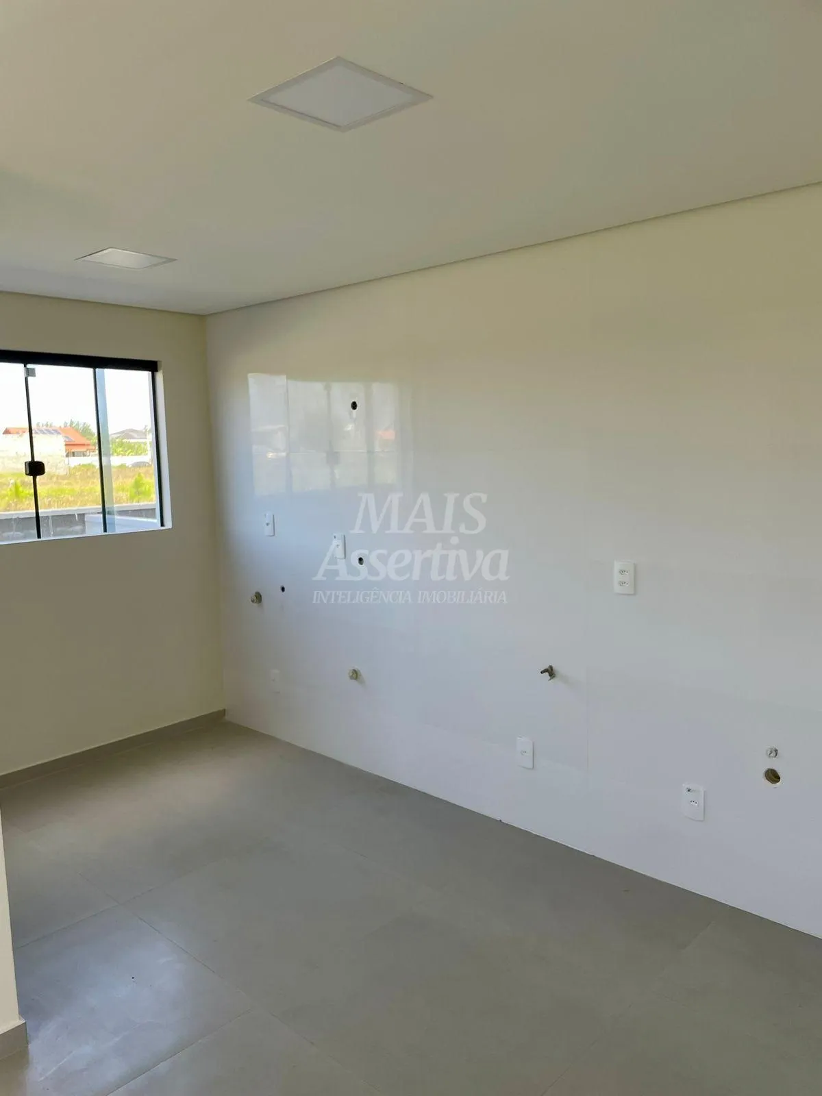 Imagem Lindo Sobrado para venda em Balneário Gaivota Praia Turimar