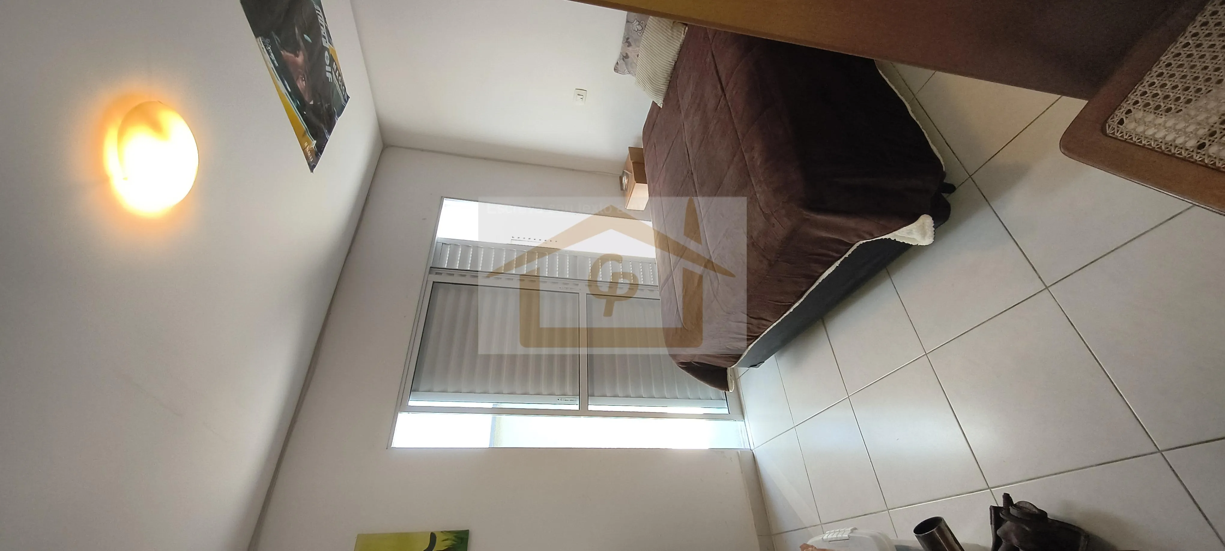 Imagem Semi Térrea, 3 quartos + 2 quartos multifuncional e banheiro (andar inferior), canil *