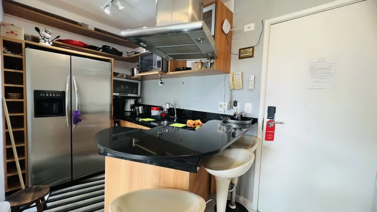 Imagem Flat à venda Riviera módulo 6 andar alto finamente decorado