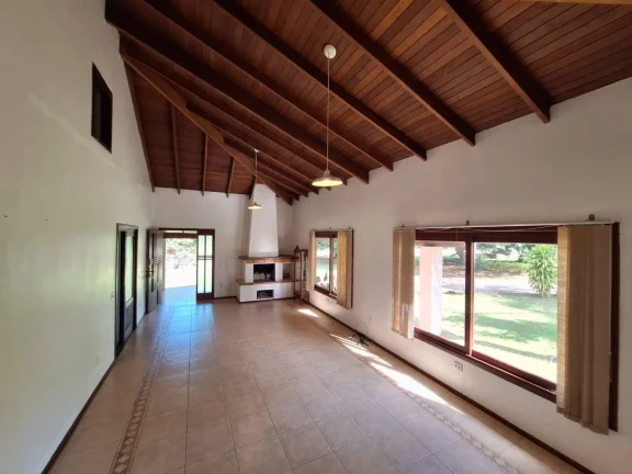 Imagem EXCELENTE OPORTUNIDADE, Casa com 256m², cond fechado, Águas Claras, Viamão