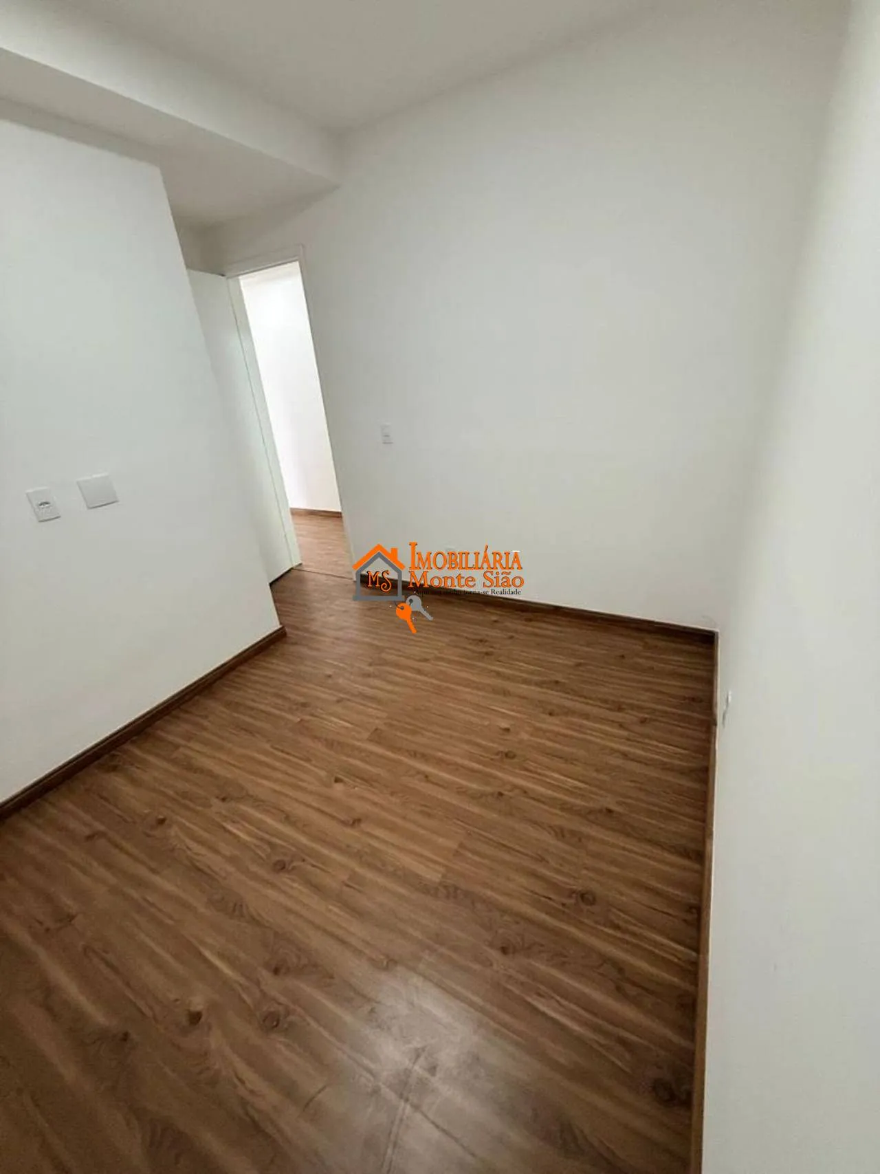 Imagem Apartamento com 2 dormitórios à venda, 44 m² por R$ 360.400,00 - Água Chata - Guarulhos/SP