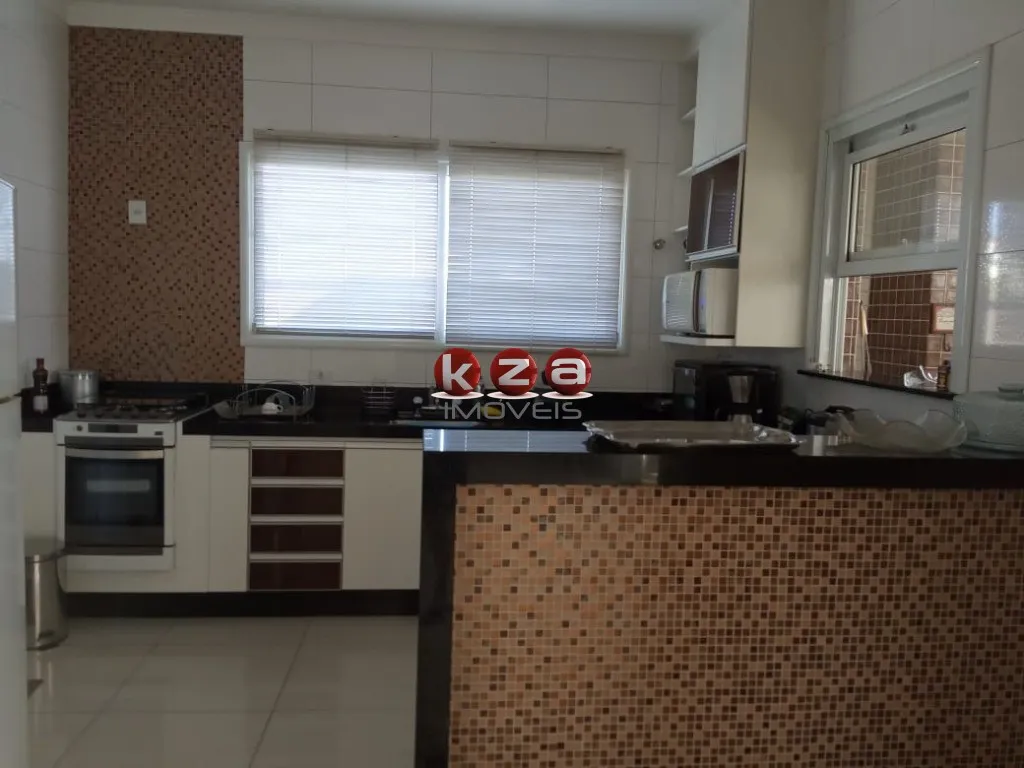 Imagem Imperdível oportunidade! Casa no condomínio Portal do Jequitibá à venda em Valinhos-SP, 3 suítes, 2 salas, 4 banheiros, 4 vagas de garagem e 278m².