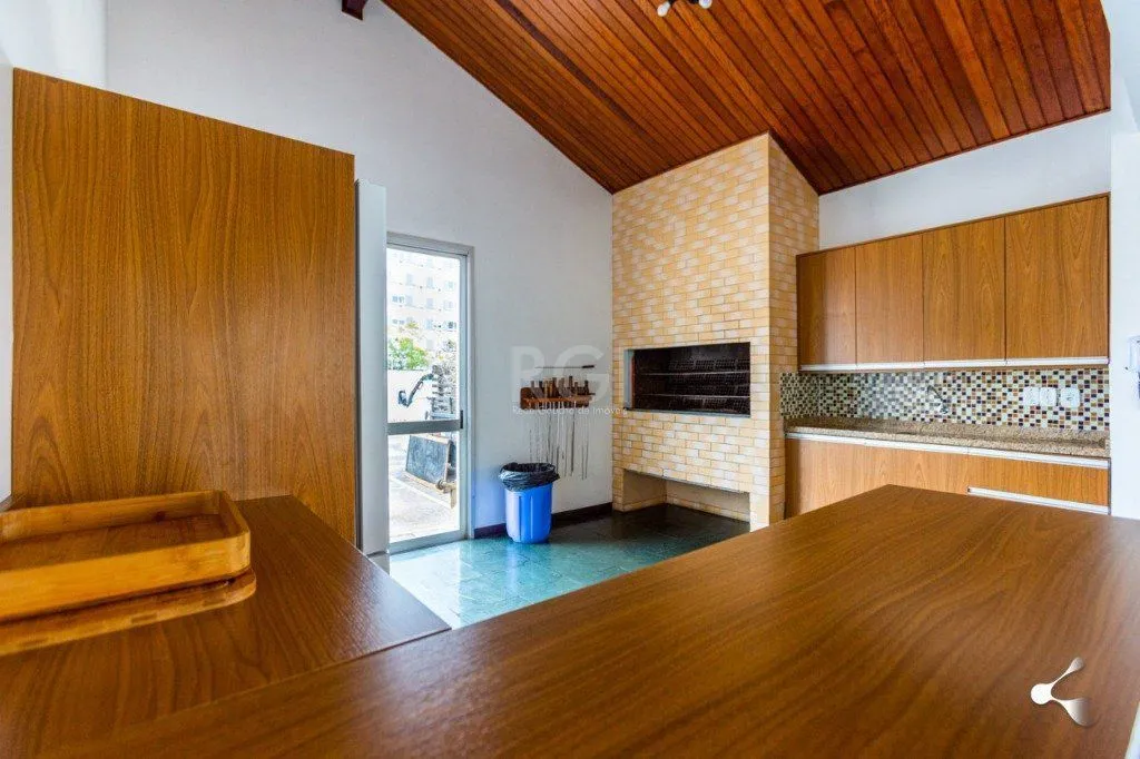 Imagem Apartamento para Venda - 56m², 2 dormitórios, 1 vaga - Glória