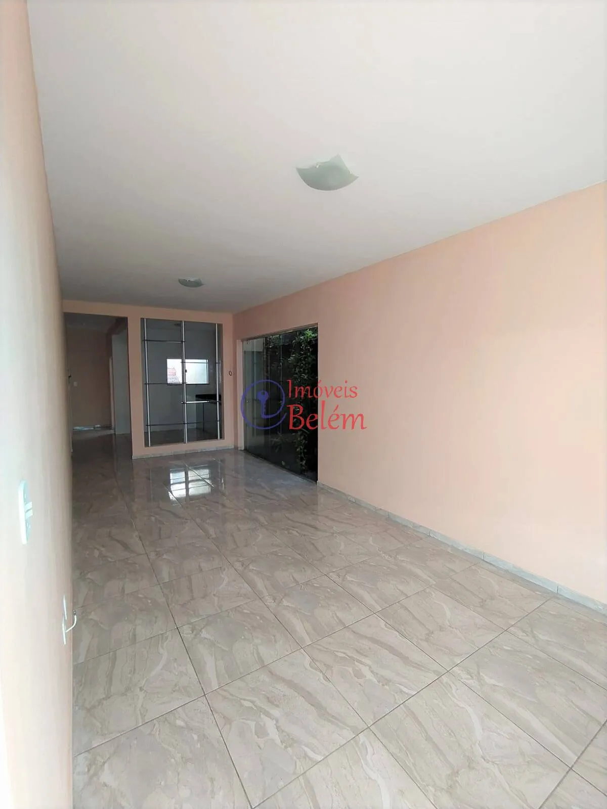 Imagem Casa 3/4 sendo 2 suítes em condomínio na Augusto Montenegro