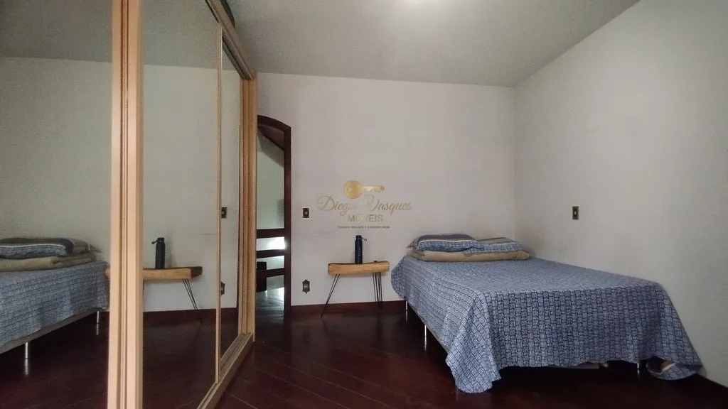 Imagem Casa em Condomínio para Venda em Teresópolis / RJ no bairro Alto