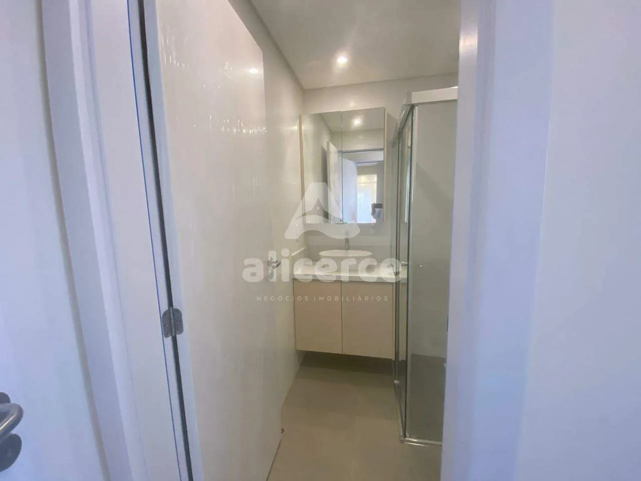 Imagem Apartamento vista mar para locação, 2 dormitórios, 1 suíte, 73,28m², bairro Ipiranga - São José/SC