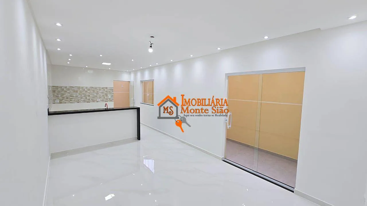 Imagem Sobrado com 3 dormitórios à venda, 141 m² por R$ 830.000,00 - Parque Continental I - Guarulhos/SP