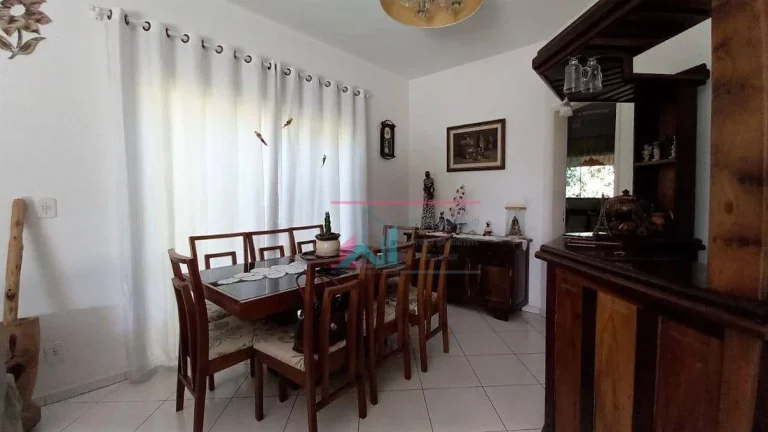 Imagem Casa com 3 dormitórios à venda - Jardim dos Ipês - Cachoeira Paulista/SP
