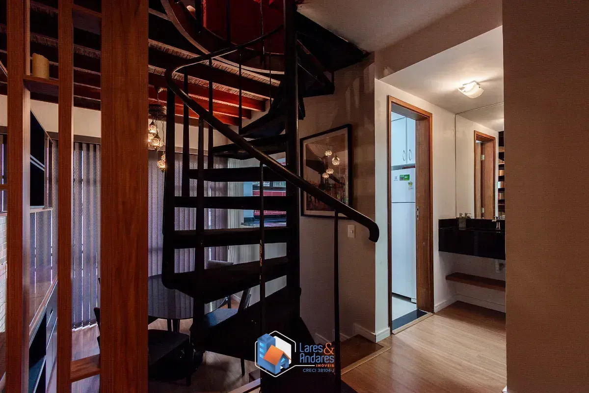 Imagem Duplex para venda em Cerqueira César com 1 quarto, sendo 1 suíte, 62m²