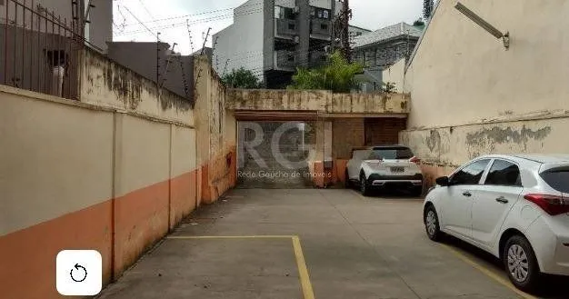 Imagem Terreno em Floresta