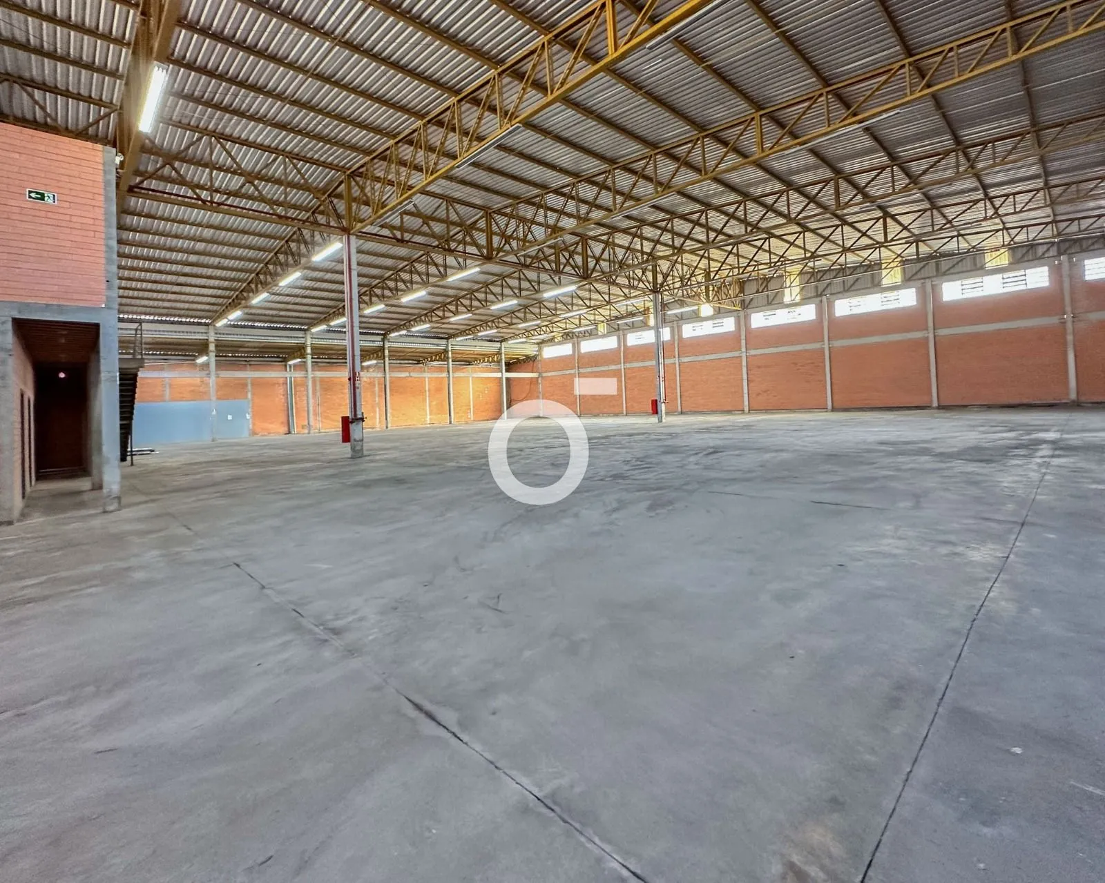 Imagem Pavilhão à venda em Caxias do Sul, Ana Rech , 2032m2