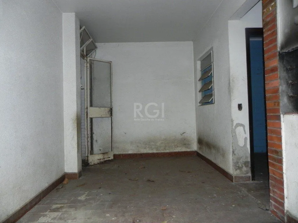 Imagem Casa para Venda - 110m², 4 dormitórios, sendo 1 suites, 4 vagas - Jardim Itu