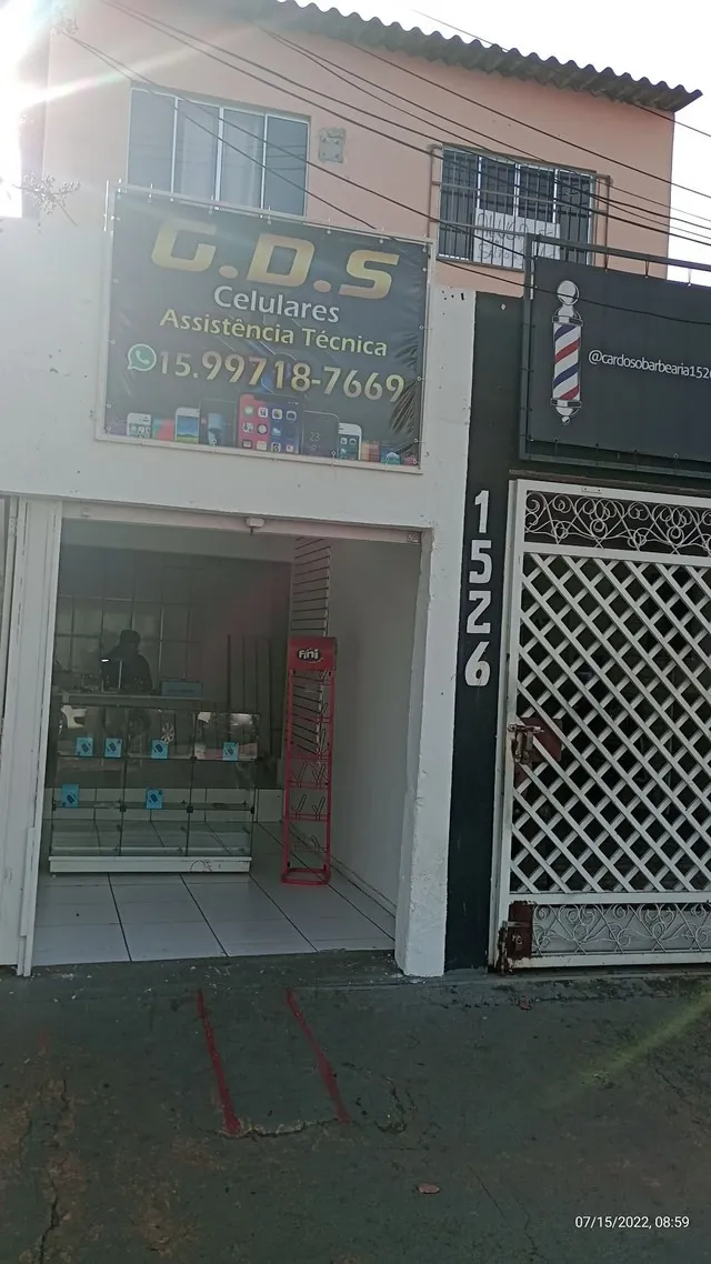Imagem VENDO 2 salões e uma sala no térreo