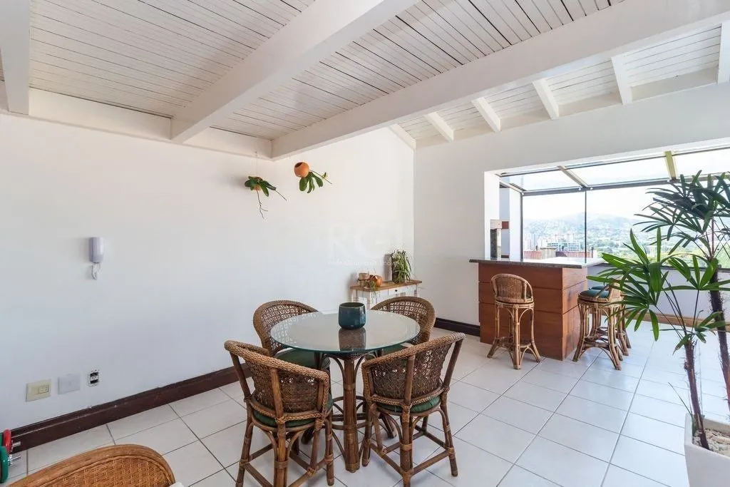 Imagem Cobertura 190m² - 2 suítes, espaço gourmet, terraço e 2 vagas de garagem