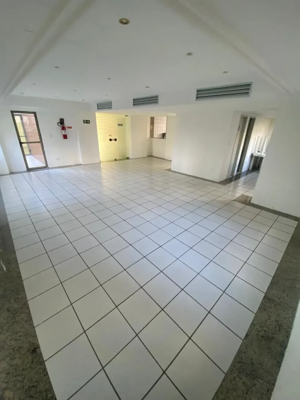 Imagem Apartamento com 2 Quartos à Venda, 54 m² em Casa Amarela - Recife