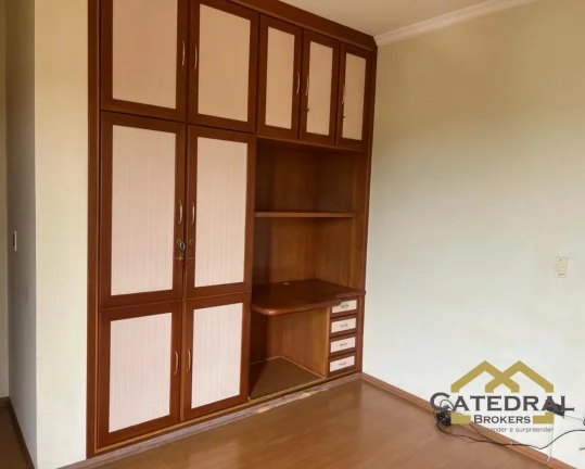 Imagem Apartamento à venda em Campo Limpo Pta, com 190m², 03 Quartos, 1 suíte, 02 vagas